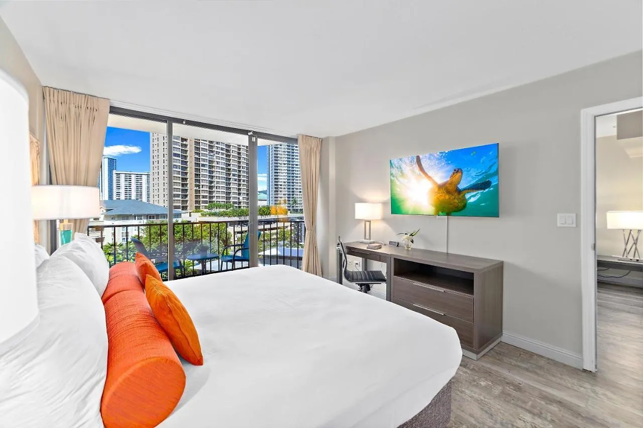 Renovated With City View At Aqua Palms Waikiki Honolulu