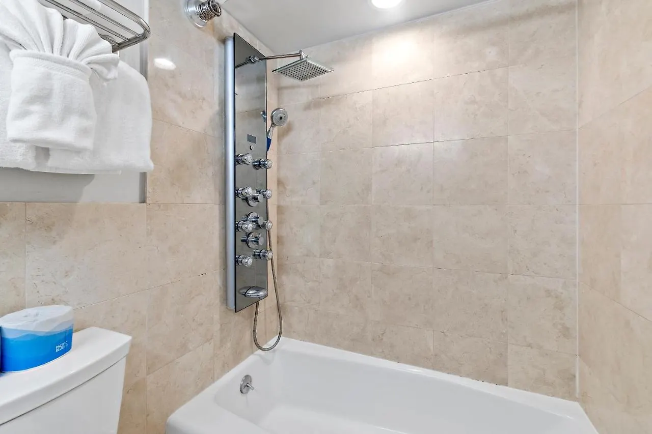 Renovated With City View At Aqua Palms Waikiki Honolulu Stany Zjednoczone Ameryki
