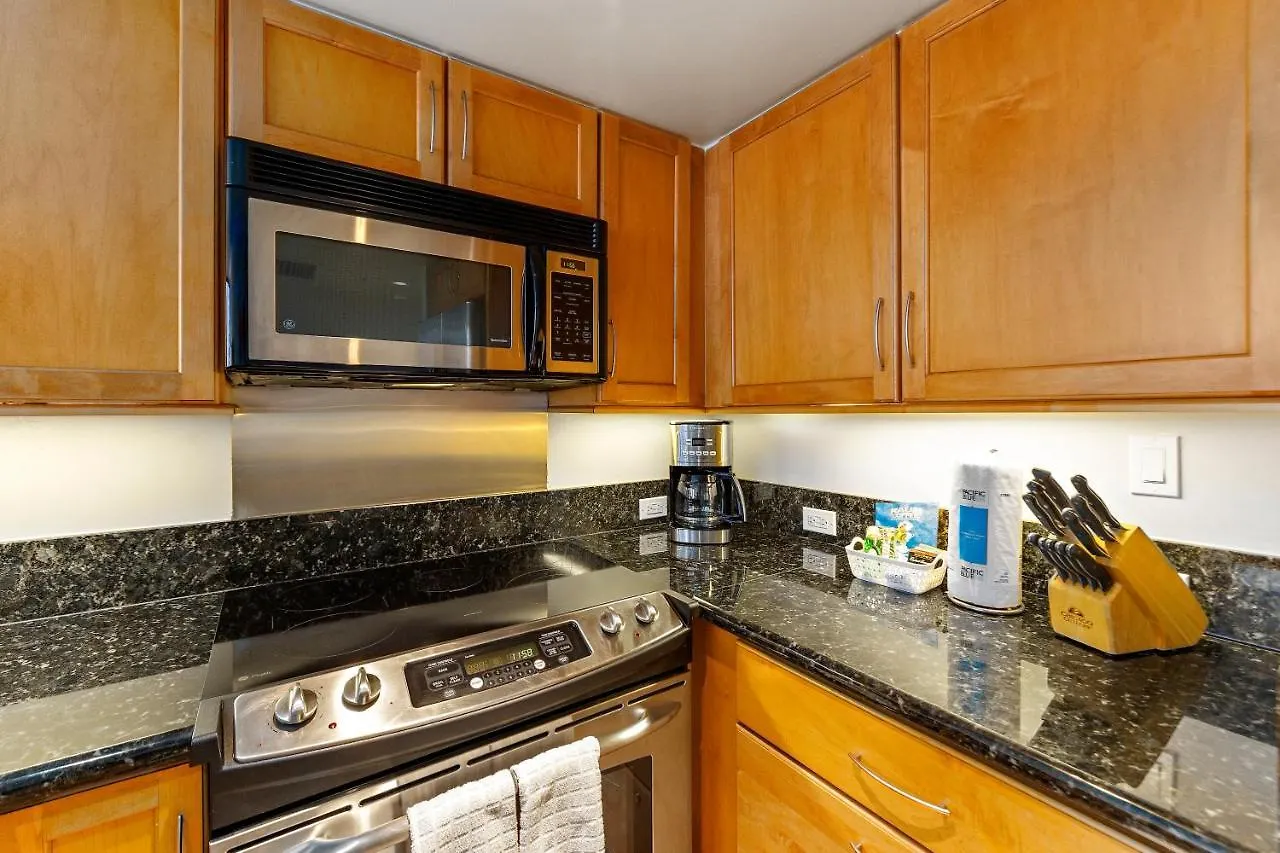 Renovated With City View At Aqua Palms Waikiki Honolulu Apartmán