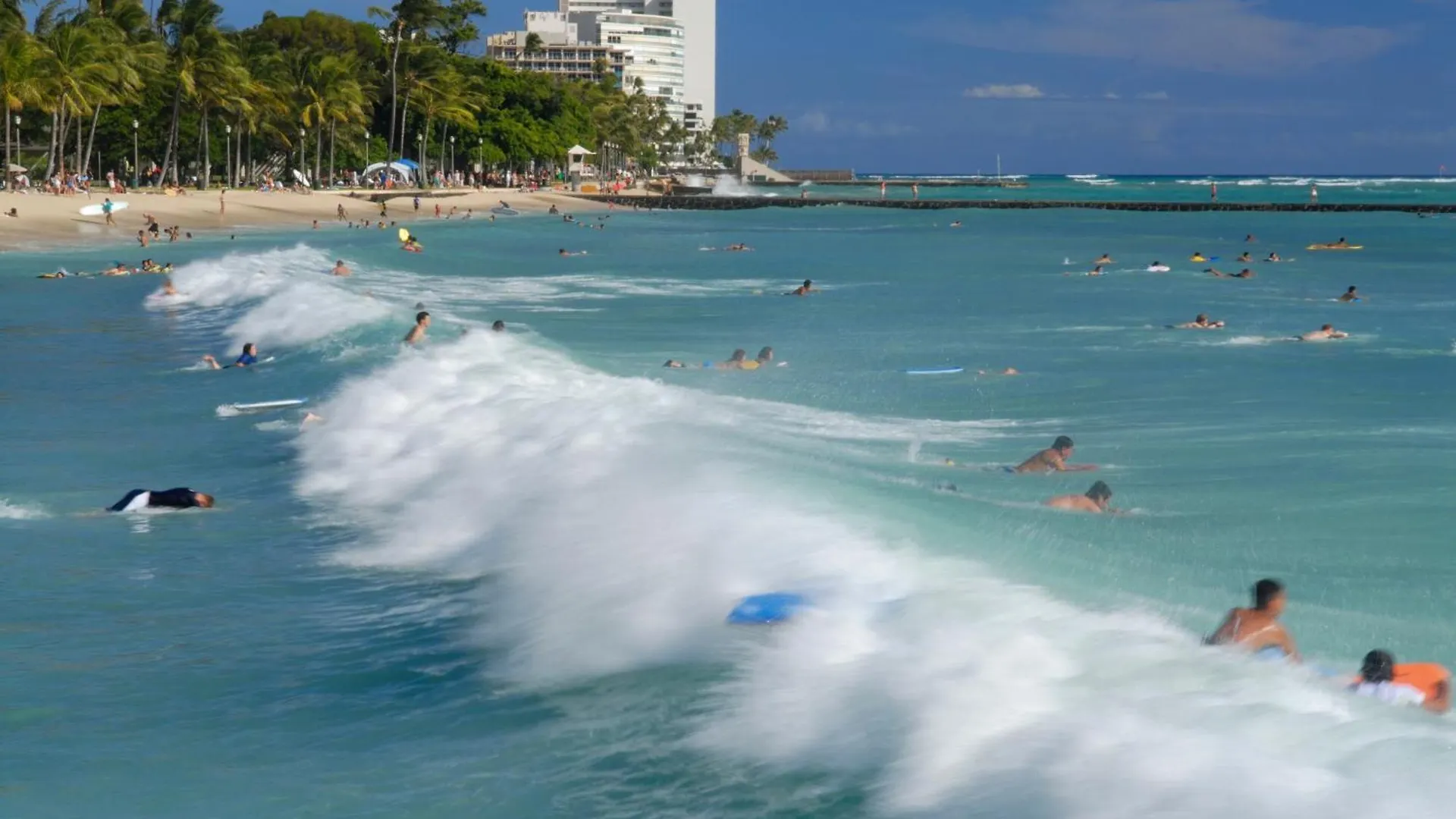Renovated With City View At Aqua Palms Waikiki Honolulu Stany Zjednoczone Ameryki