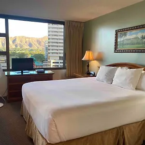 Apartment Lovely 1br At The Waikiki Banyan With Pool, Honolulu