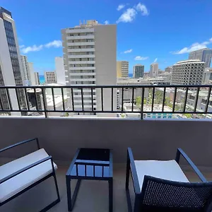 Apartment 1508- Heart Of Waikiki With Kitchen-free Parking-king Bed-corner Unit, Honolulu