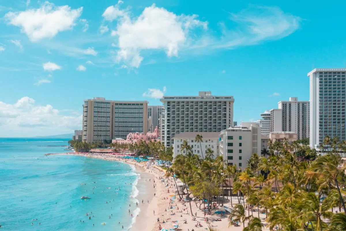 Renovated With City View At Aqua Palms Waikiki Honolulu
